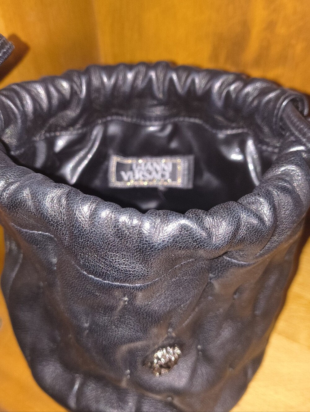 Vintage Gianni Versace Black Quilted Leather Medusa Drawstring Bucket Bag Pouch - Picture 5 of 11